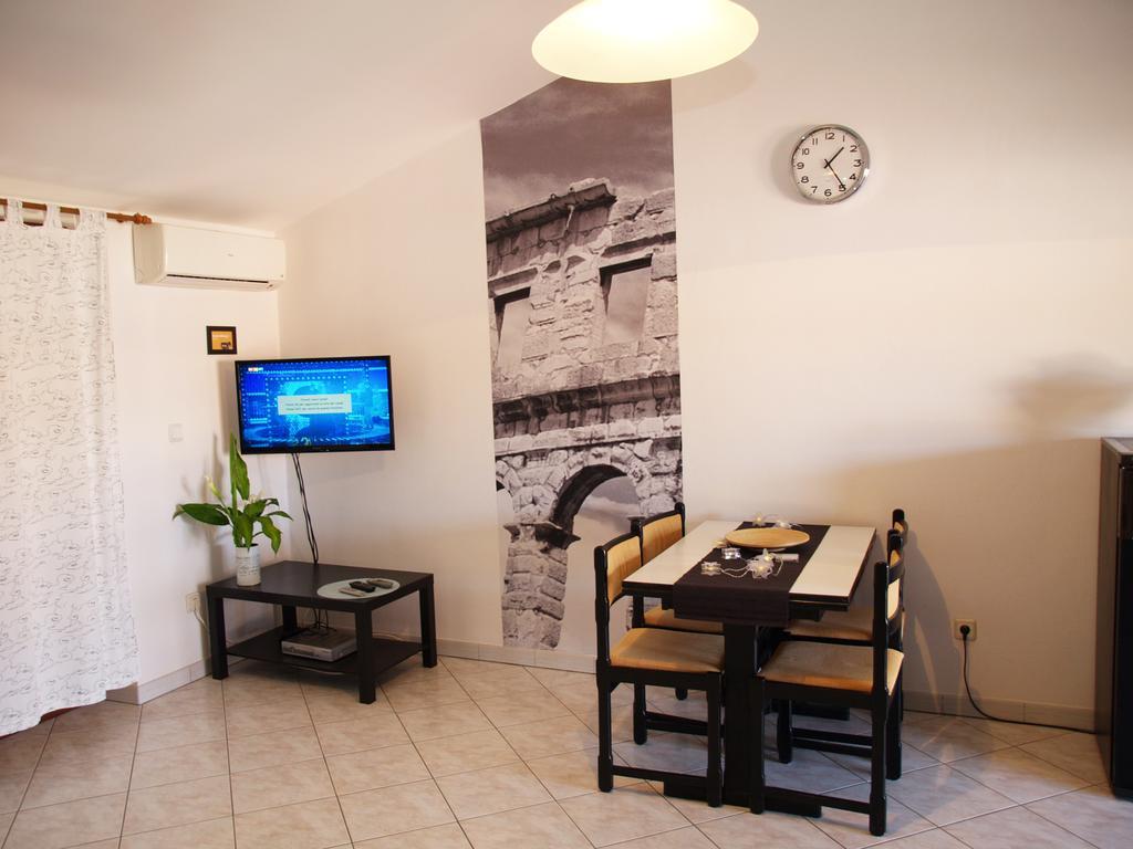 Family Friendly Apartments Pula Pokój zdjęcie