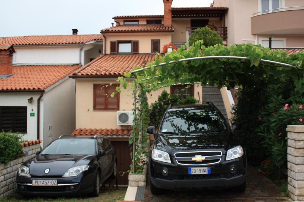 Family Friendly Apartments Pula Zewnętrze zdjęcie